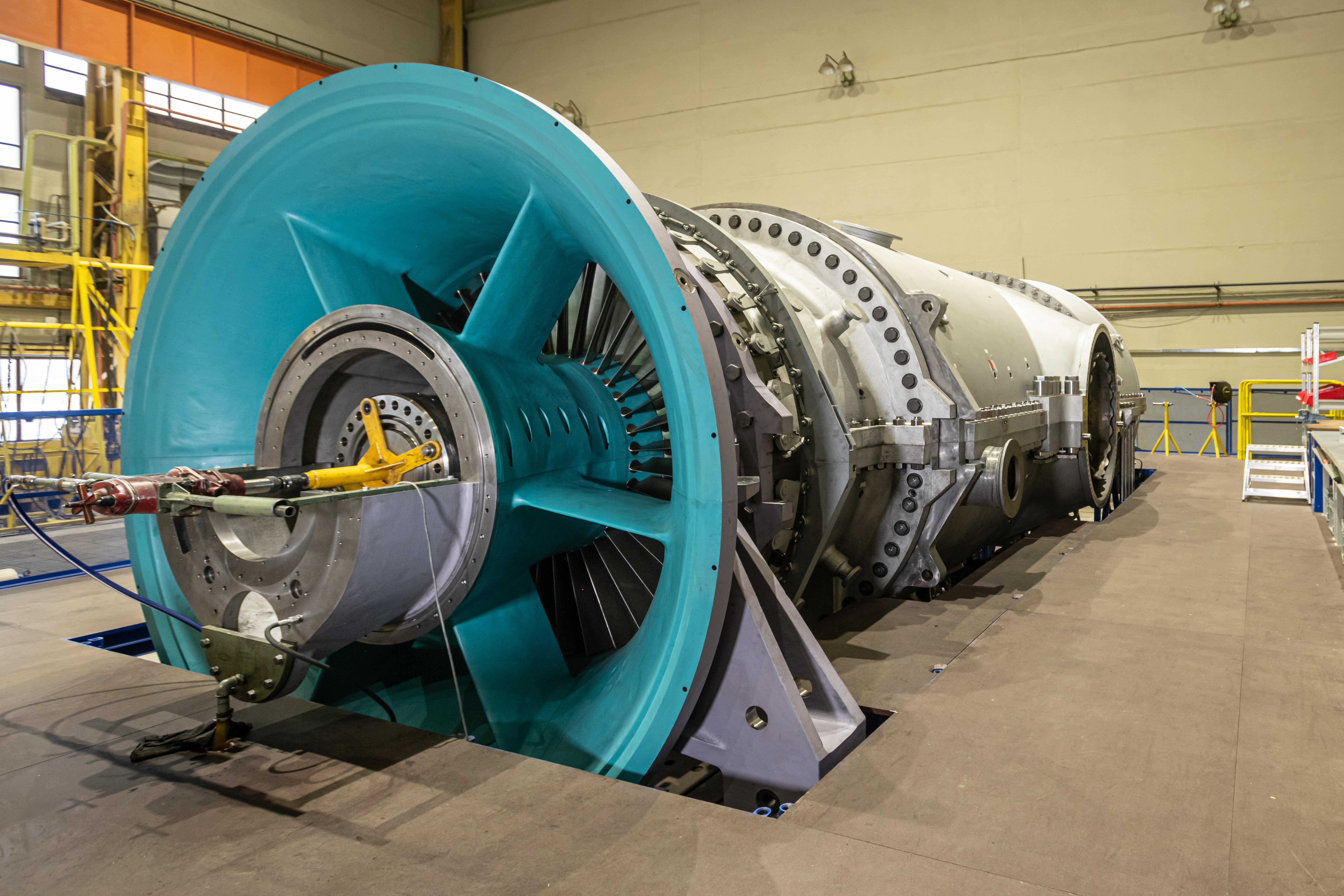 MASHNEWS – Интервью заместителя гендиректора - руководителя дивизиона теплоэнергетики «Силовых машин» Руслана Пахомова о серийном производстве газовых турбин