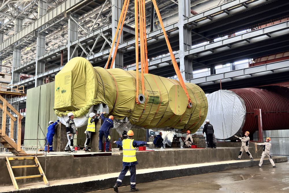 Началась установка газовой турбины ГТЭ-170 на первом энергоблоке Каширской ГРЭС