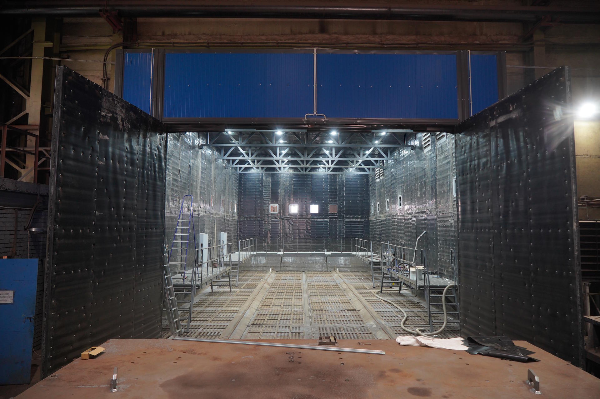 На ЛМЗ создана новая дробеструйная камера